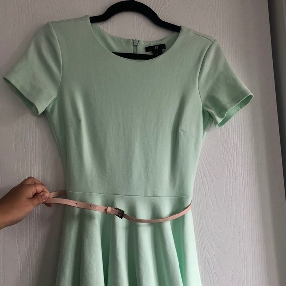 H&M mint skater style dress with pink belt - Picture 4 of 6